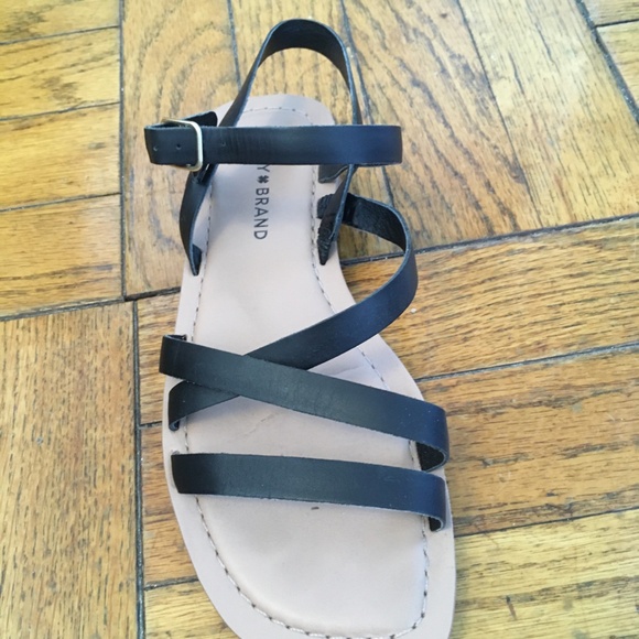 Lucky Brand sandals - Picture 2 of 5